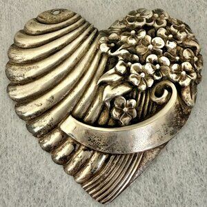 Vintage Truart Sterling Silver Heart pin